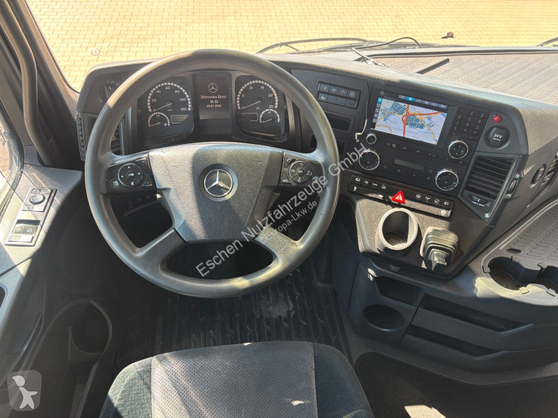 Traktor Mercedes 1851 HAD...