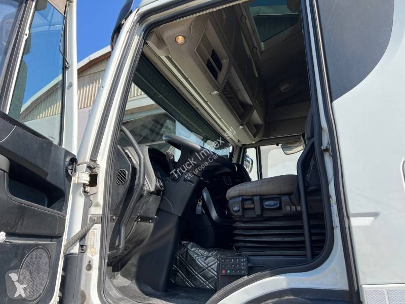 Iveco  tractor unit
