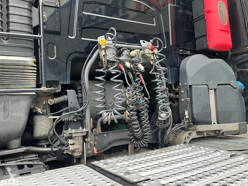 جرار Volvo 6x2 VEB+