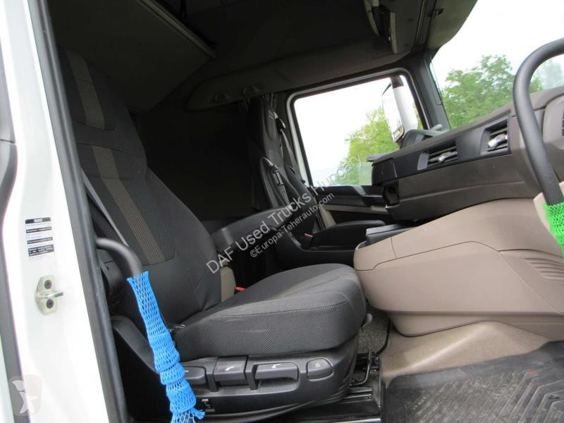 Tratores DAF XG  FT 4X2