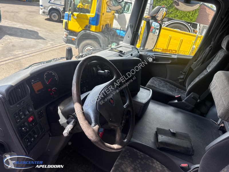 جرار Scania 410