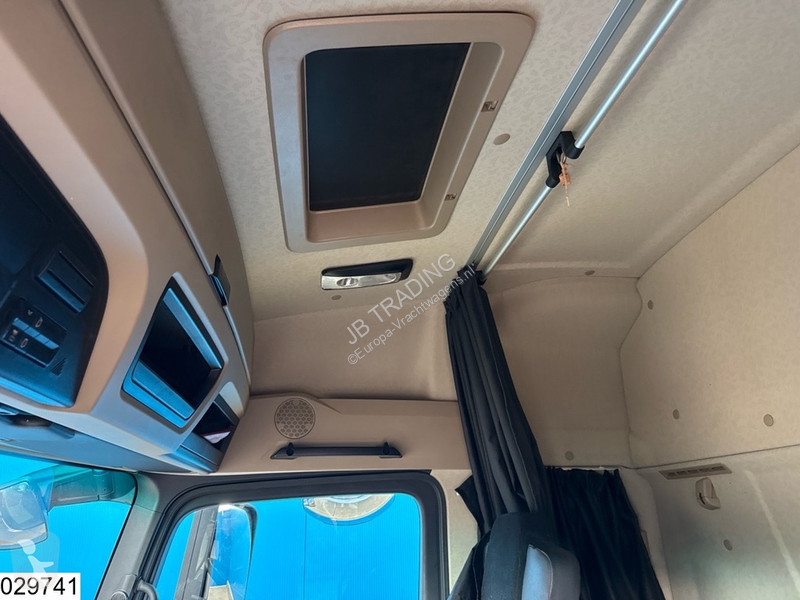 جرار Mercedes 1845 EURO 6d