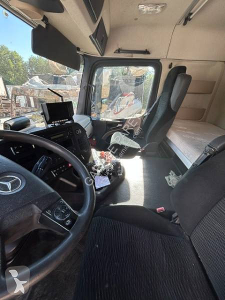 جرار Mercedes