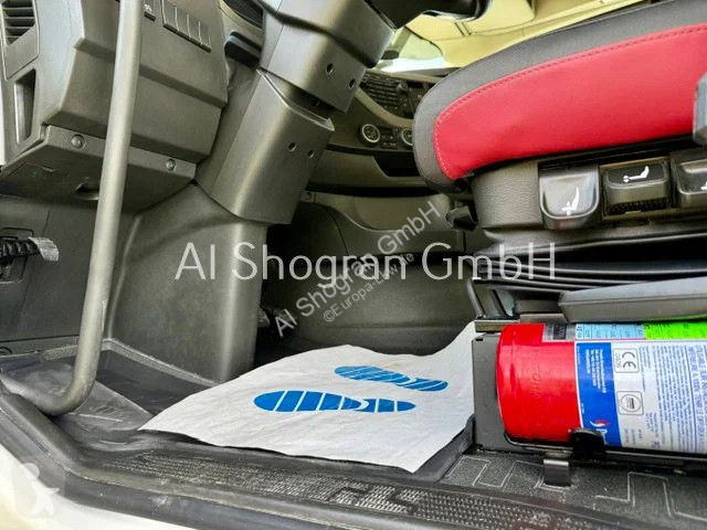 جرار Volvo 460 Globetrotter...