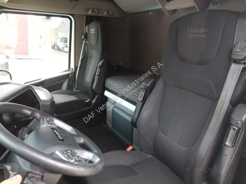 Tratores DAF XFn  FT 4X2