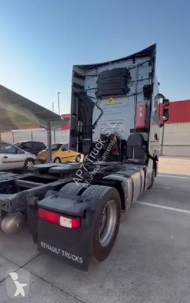 جرار Renault