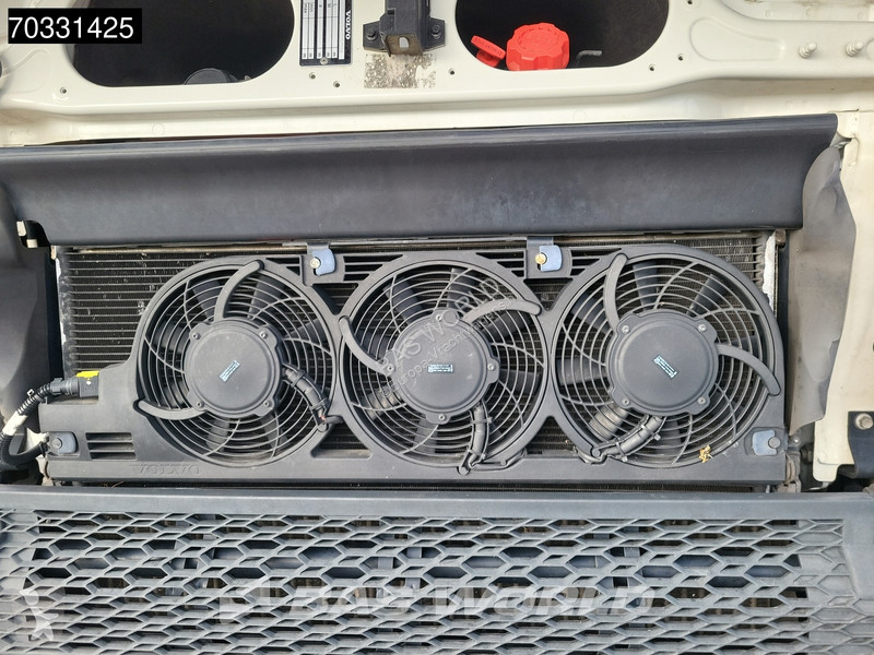 جرار Volvo 500 4X2 VEB+ 2xTanks I-ParkCool