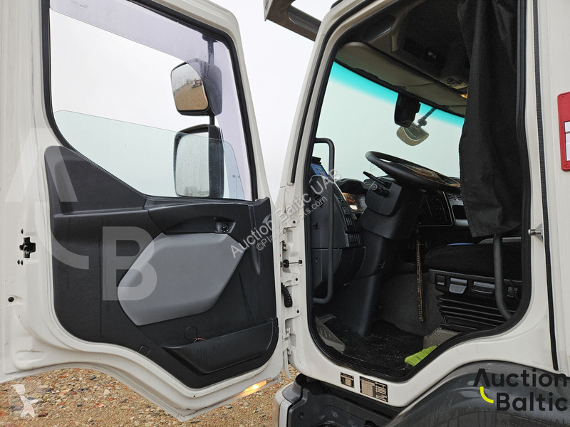Traktor Renault D Wide