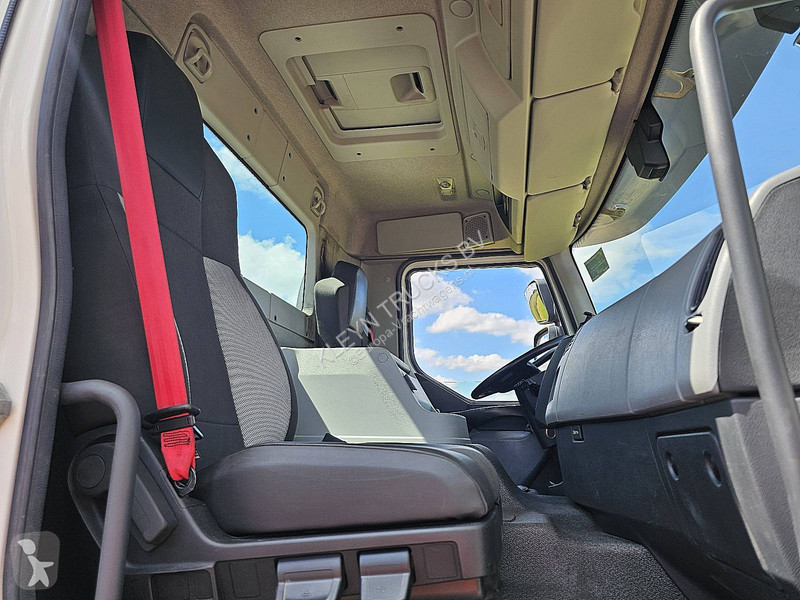 جرار Renault C 430 SHORT CAB 188TKM