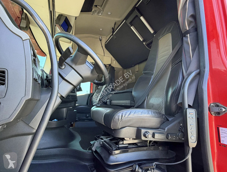 جرار Volvo 13500 FULL AIR 6x2 TWINSTEER I-PARK...