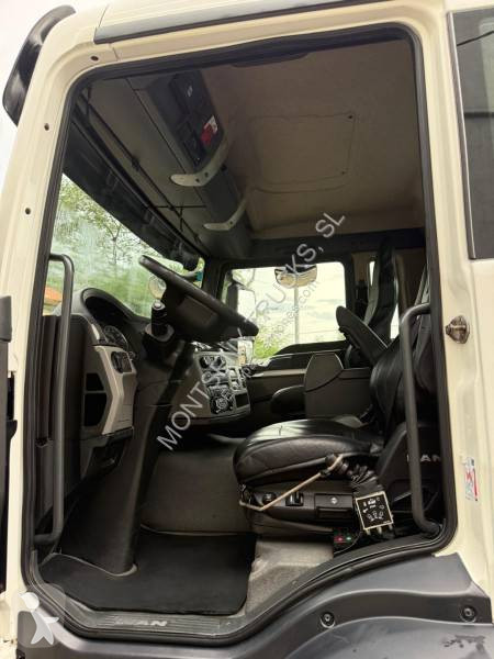 MAN  tractor unit