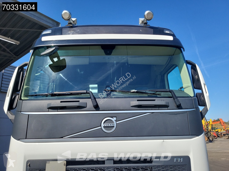جرار Volvo 500 4X2 XL 2xTanks I-ParkCool Navi ACC