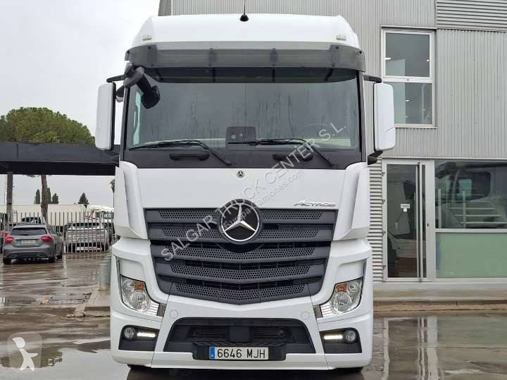 جرار Mercedes
