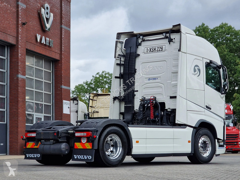Traktor Volvo 13460 Globetrotter 4x2 - Full...