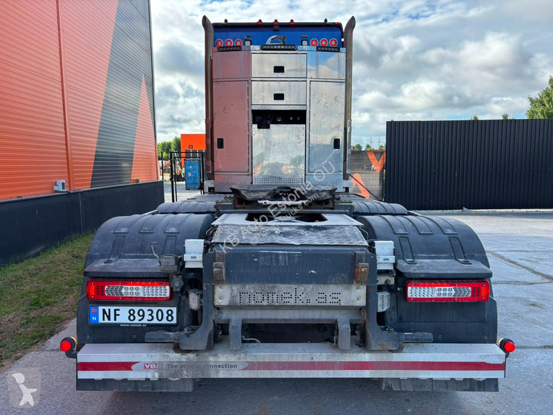 جرار Volvo 750 8x4 GCW 185 ton / GLOBE XL /...