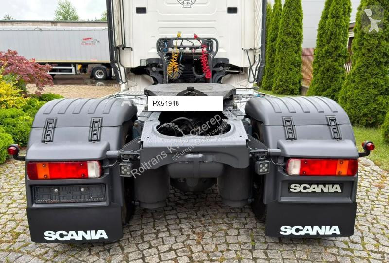 Cap tractor Scania R 400