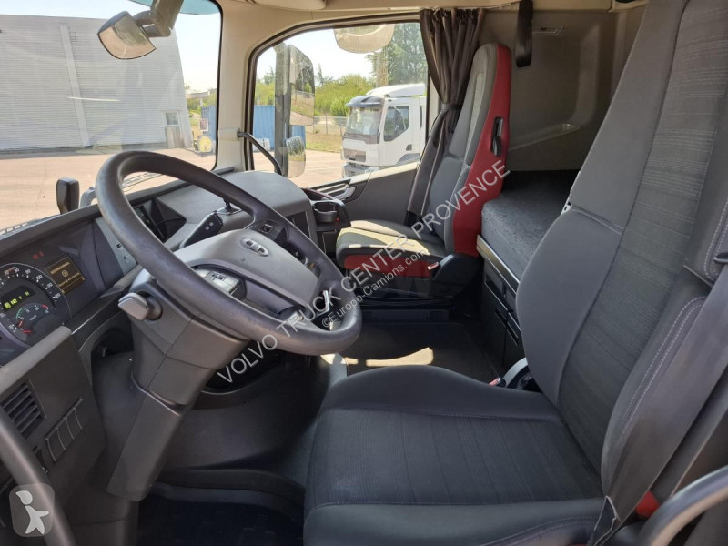 Tracteur Volvo 500