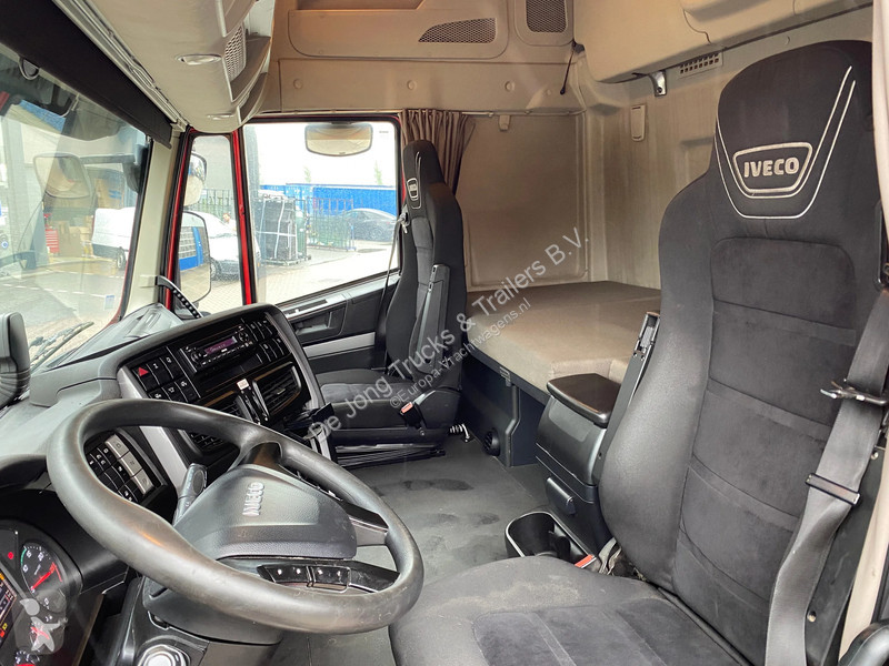 جرار Iveco 460 / Retarder / Automatic / TÜV...