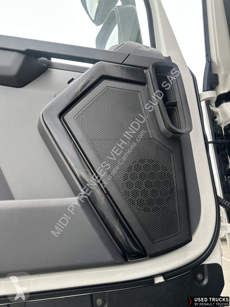 جرار Renault