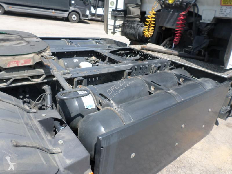 جرار Iveco 460NP