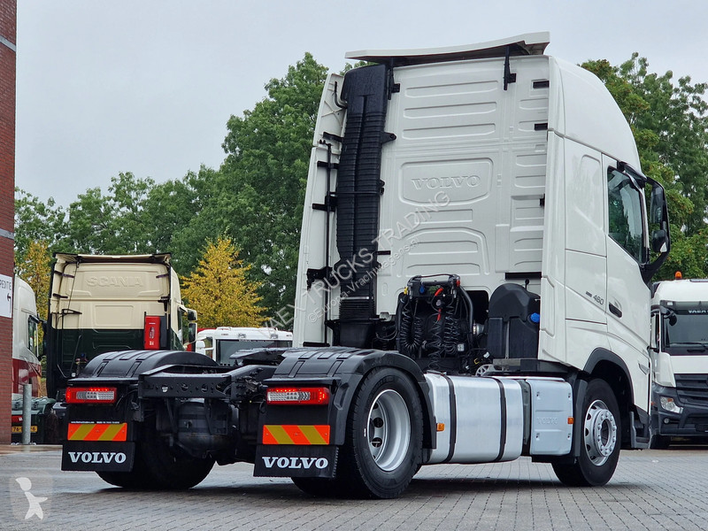 Tracteur Volvo 13460 Globetrotter XL 4x2 - I...