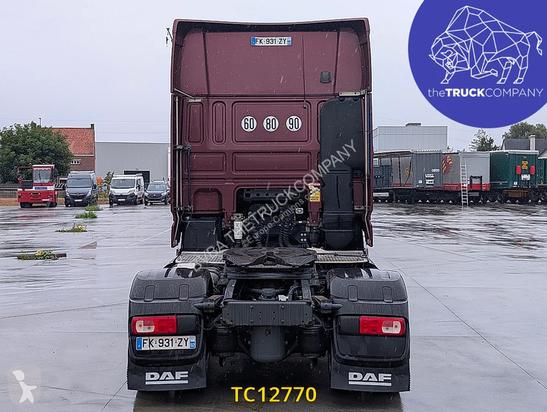 Tracteur DAF 530