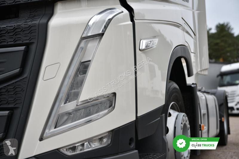 Trekker Volvo FH 460 Globetrotter XL Varios i-Save