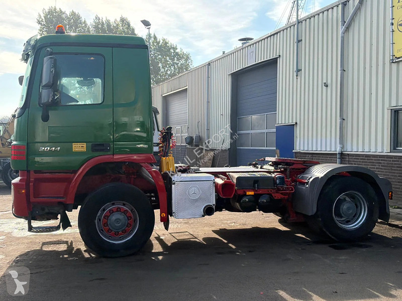 Trekker Mercedes 2044 Tractor - V6 - 4x4 - EPS...