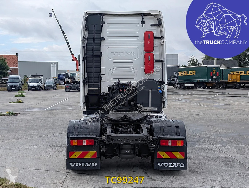 Tracteur Volvo Aero 460