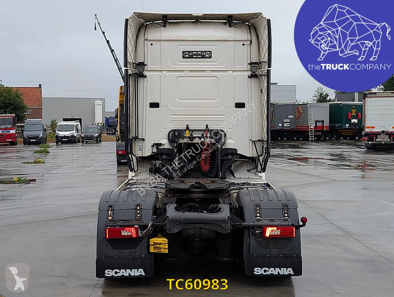 Tracteur Scania 490