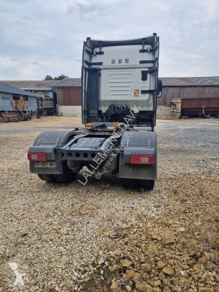 Cabeza tractora Iveco 490