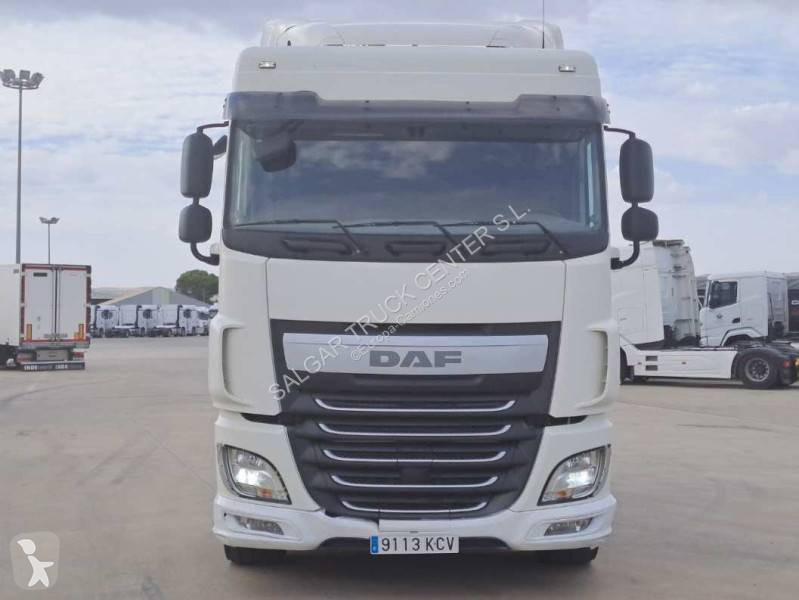 Cabeza tractora DAF