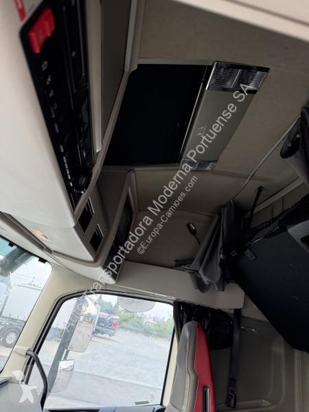 Cabeza tractora Volvo 500