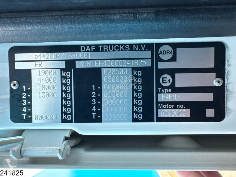 Cabeza tractora DAF XF  EURO 6, ACC