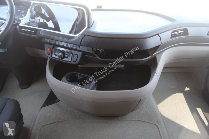 Tratores DAF XG  FT 4X2