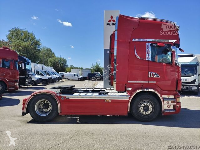Tratores Scania - 560