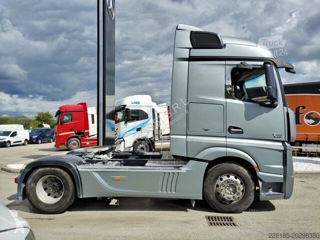 Tratores Mercedes - New L 1842 LS