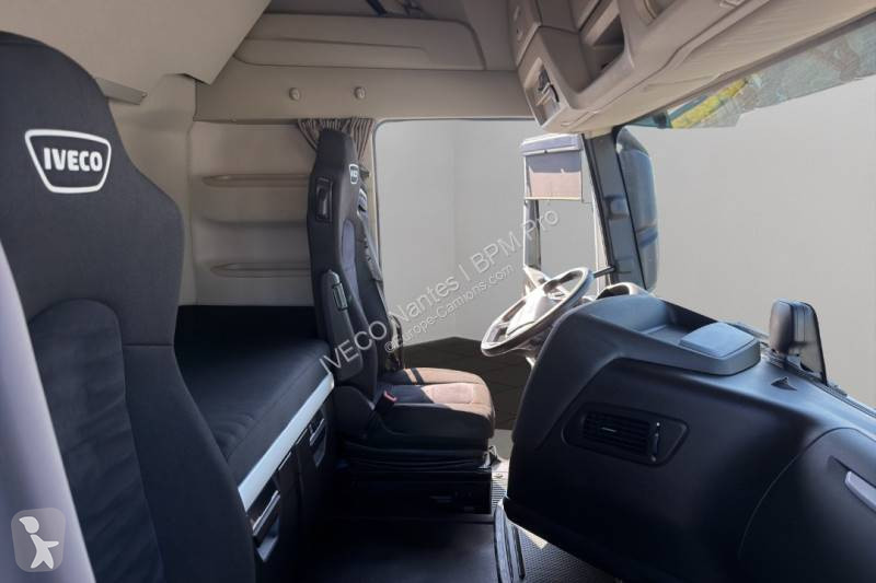 Cabeza tractora Iveco