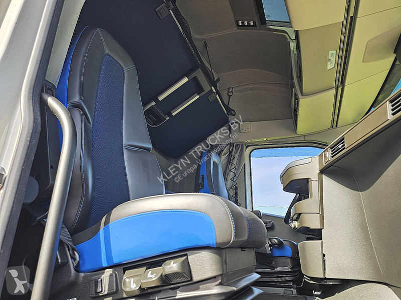 Trekker Volvo 500 EURO-6, XL