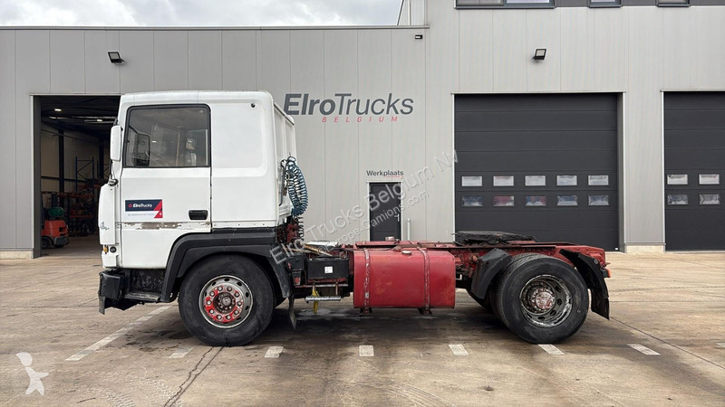 Tratores Renault R 385 (2 CULASSE / LAMES /...