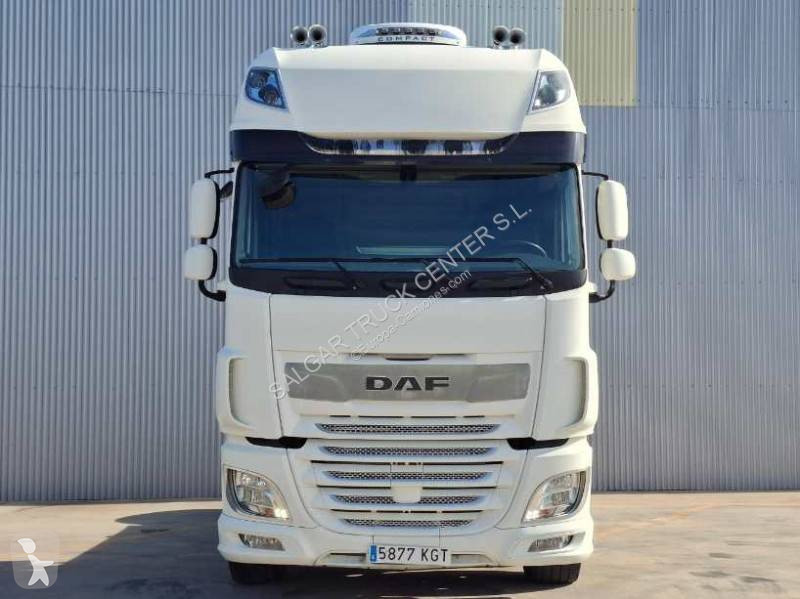 Cabeza tractora DAF