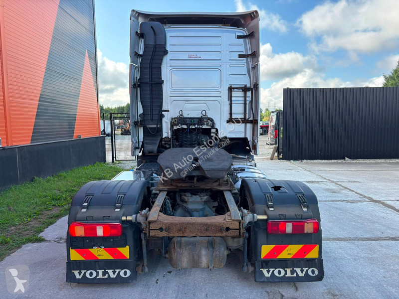 Cabeza tractora Volvo 400 4x2 GLOBE XL