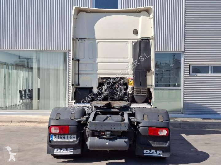 Cabeza tractora DAF