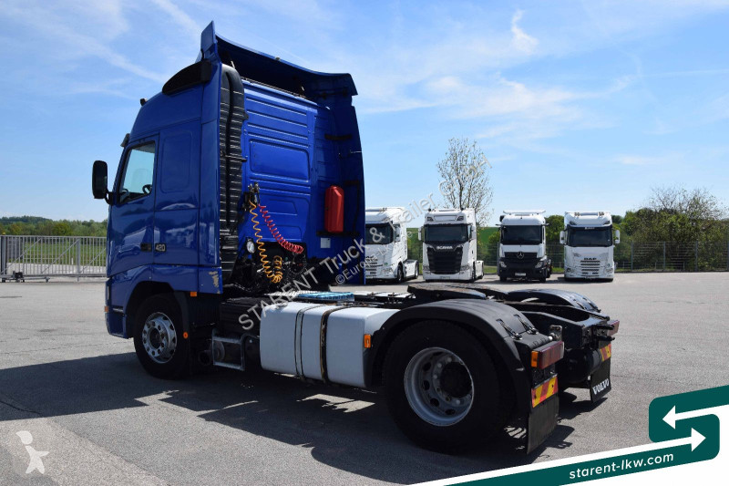 Cabeza tractora Volvo 420 Handschalter...