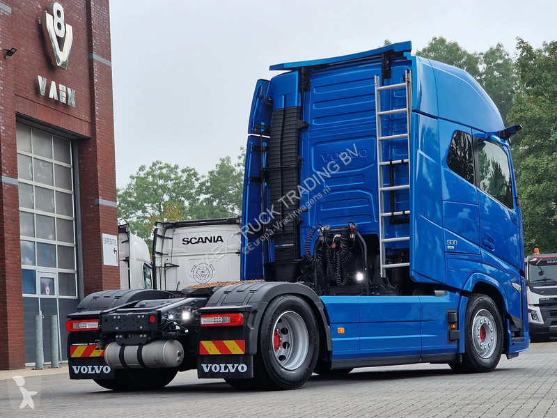 Trekker Volvo 13500 Globetrotter XXL Aero -...