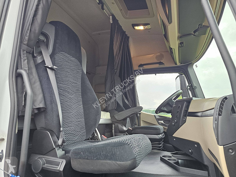 Trekker Mercedes ACTROS 1845