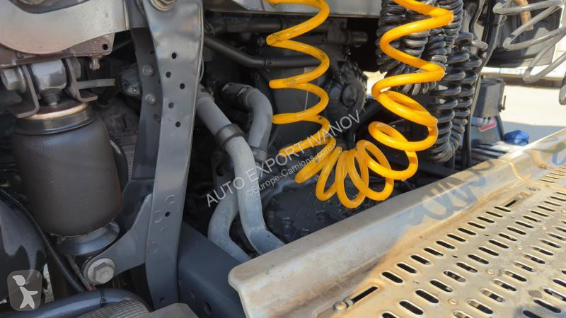 Trekker Iveco 460 Hi-Way
