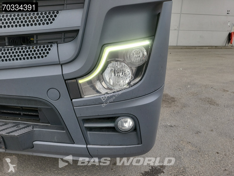 Cabeza tractora Mercedes 1845 4X2 StreamSpace...