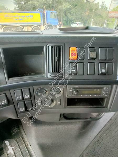 Cabeza tractora Volvo