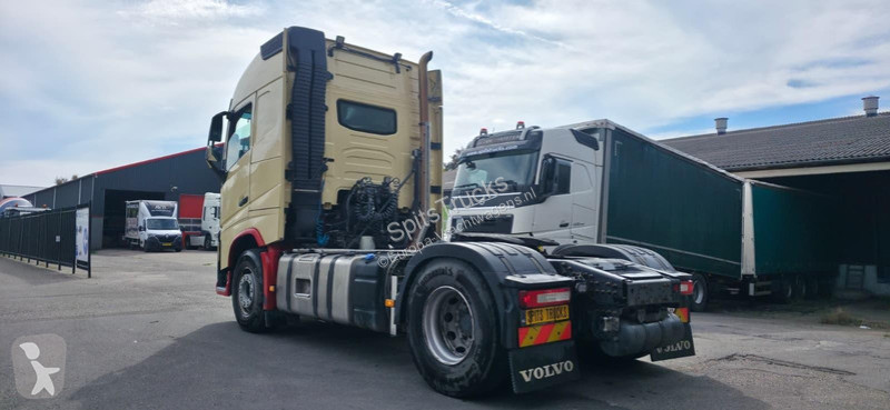 Тягач Volvo 500 Refrigerator + PTO